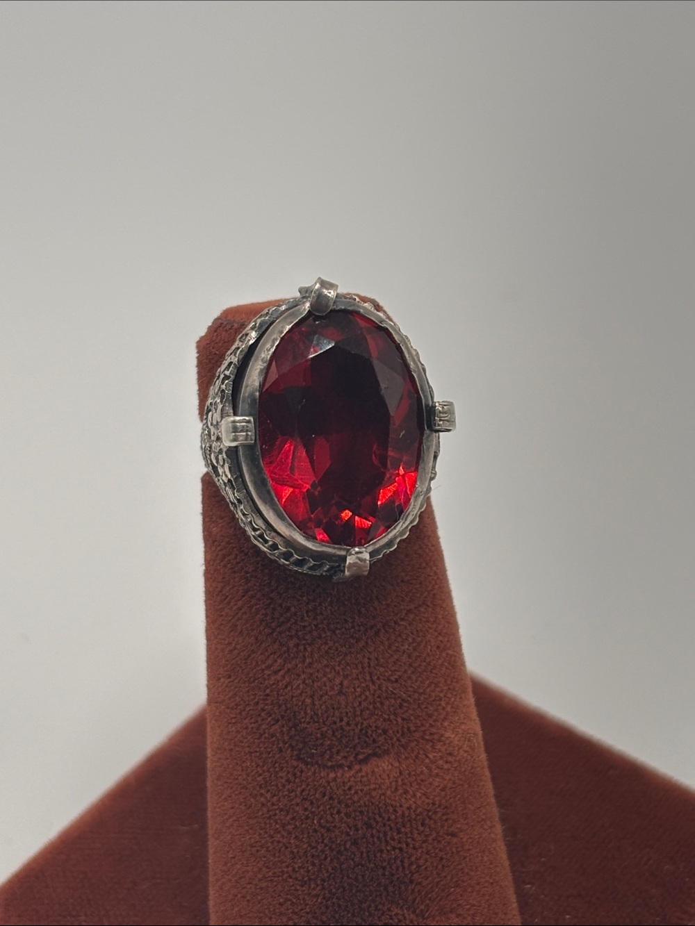 Sterling Silver Large Faceted Red Stone Cocktail Ring Size 4, 5.6g